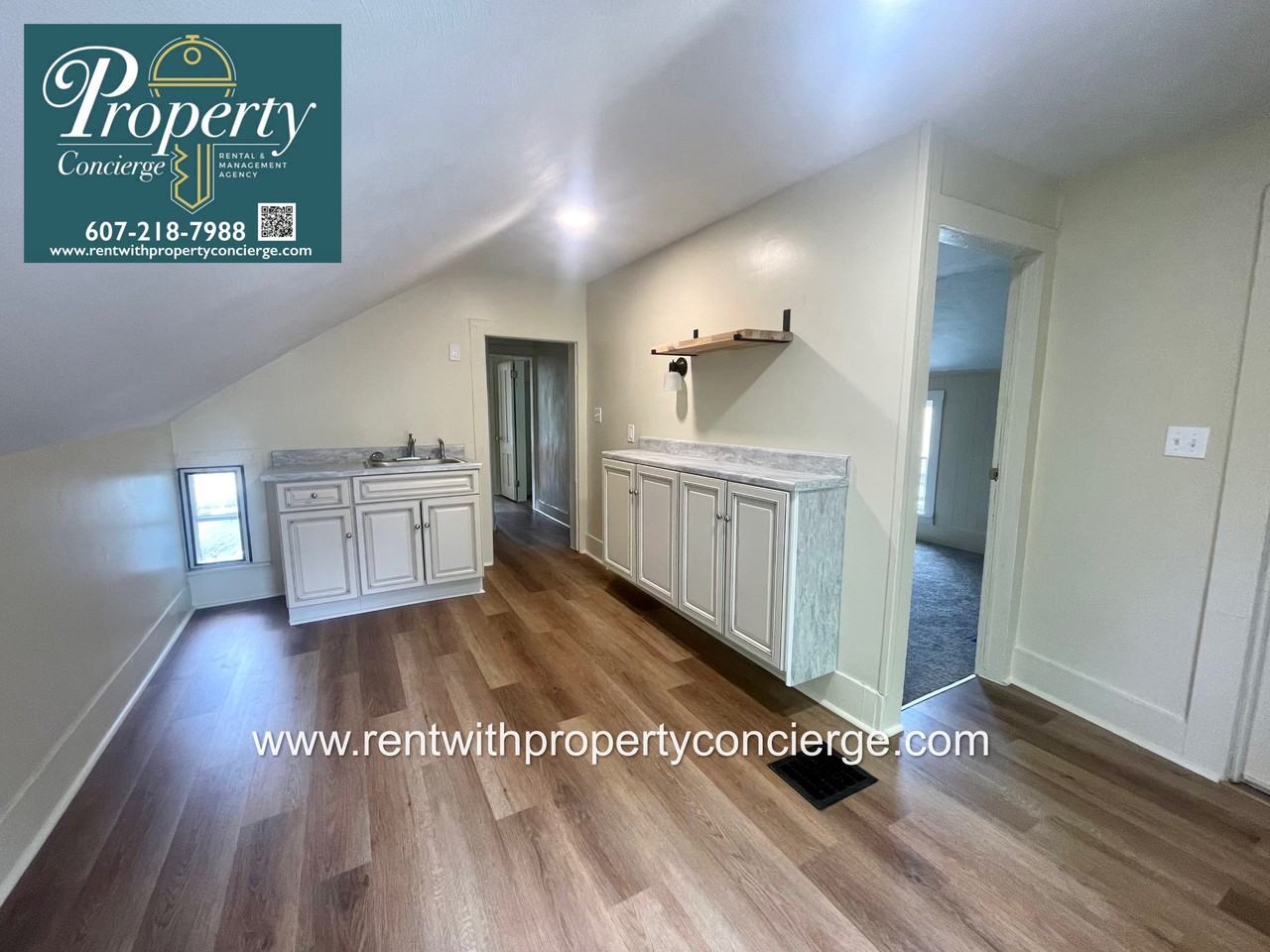 8 1/2 Park St #3 - Photo 4 of 6