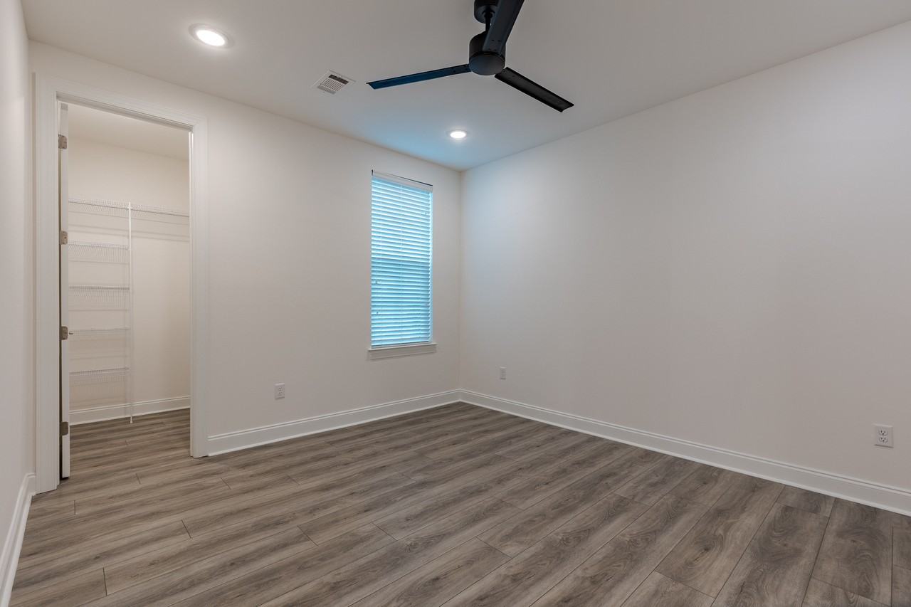 Residences at 393 North Apartments - Photo 6 of 20