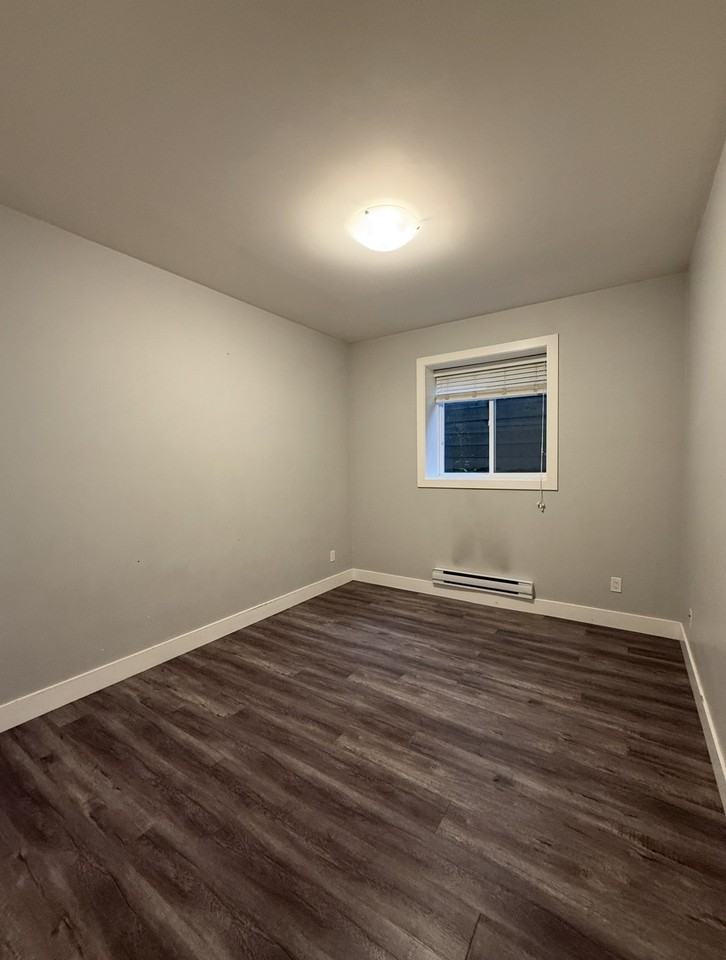 16318 28 Avenue - Photo 7 of 7