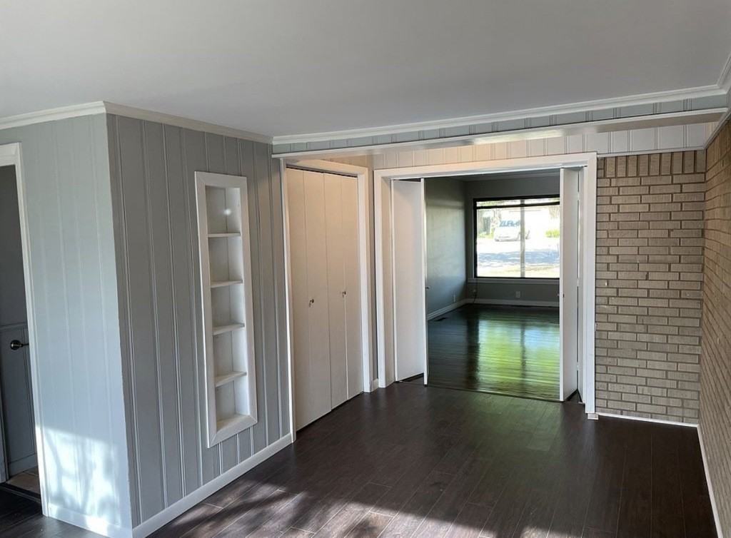 2030 Crockett St - Photo 6 of 10