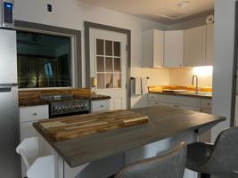 featured image of 2 Cherry St #2