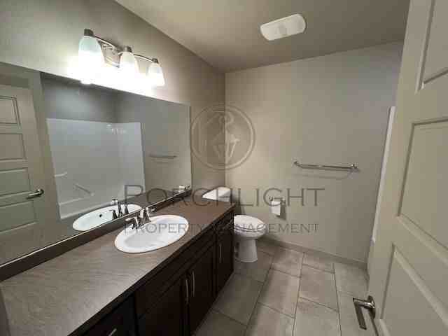 2200 Greenview Cir #1 - Photo 5 of 16