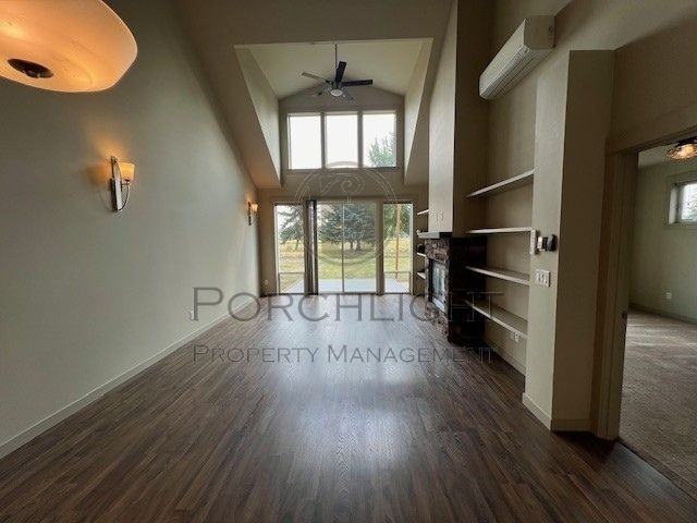 2200 Greenview Cir #1 - Photo 6 of 16