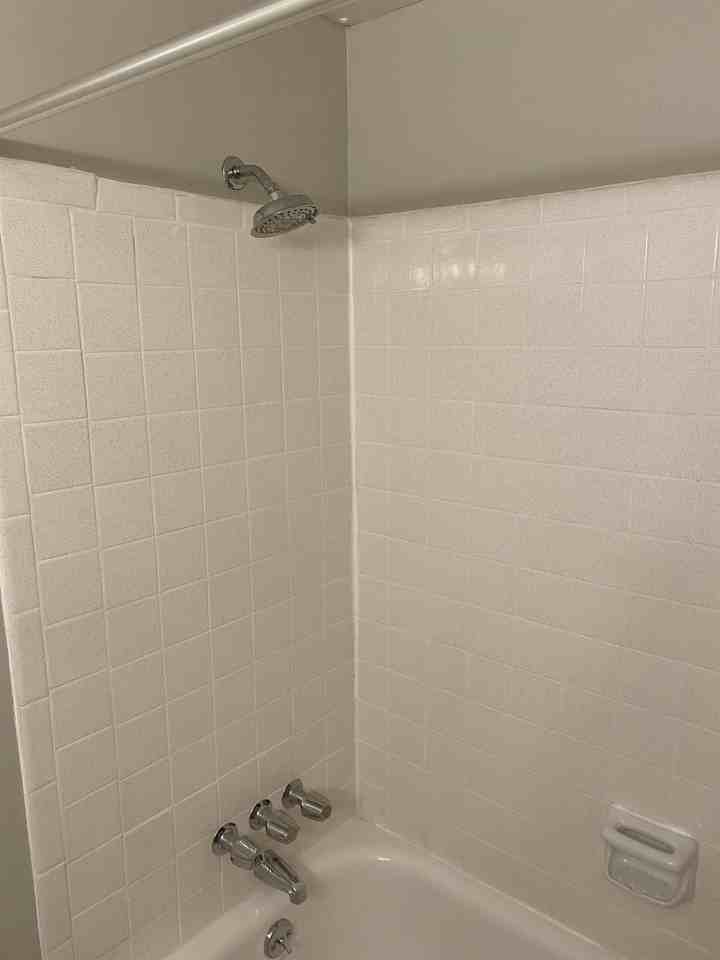 123 Kathleen Dr #2 - Photo 7 of 20