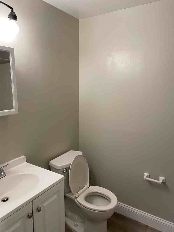 123 Kathleen Dr #2 - Photo 4 of 20