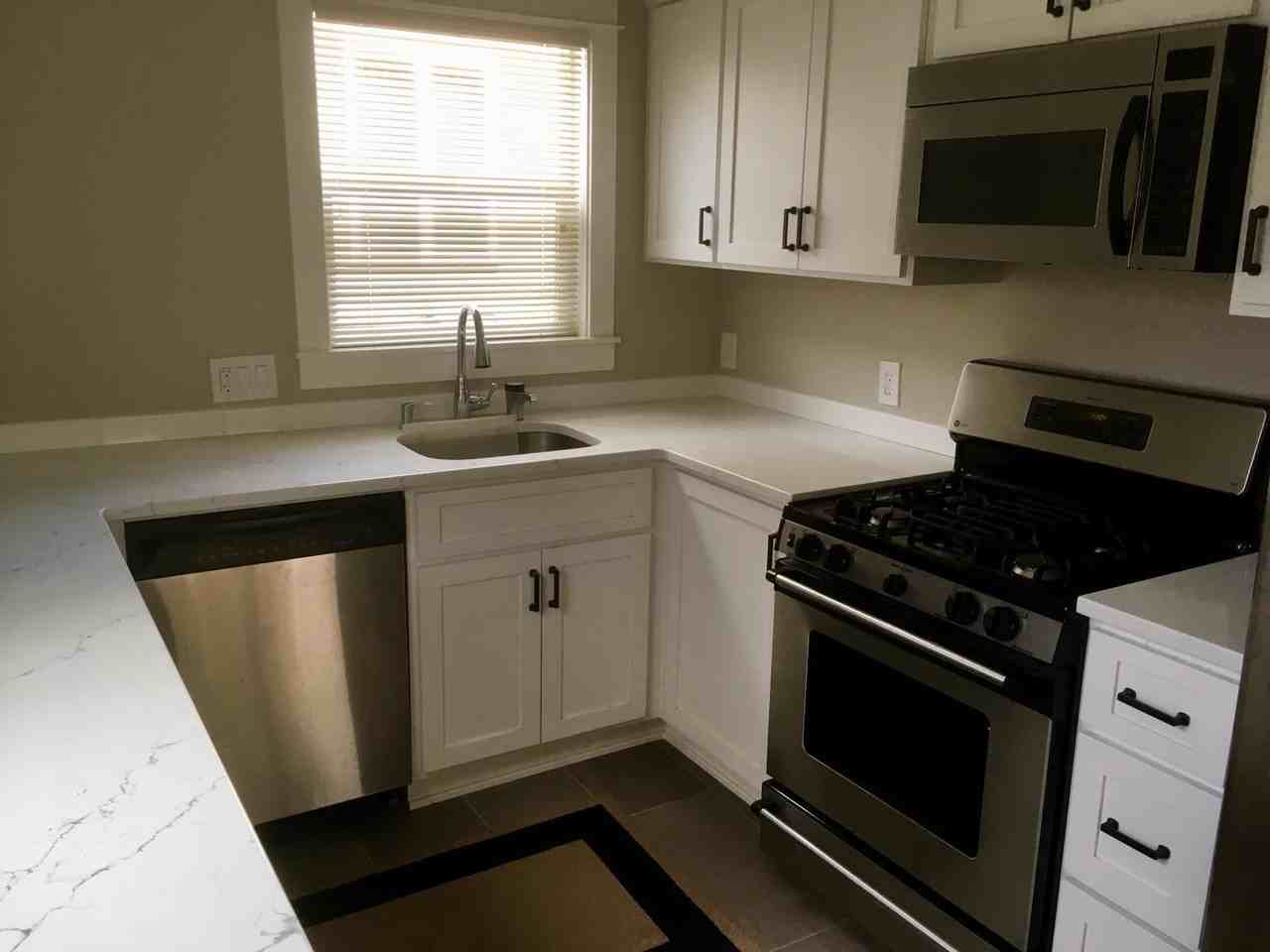 2545 Se Ankeny St #2545 - Photo 4 of 24