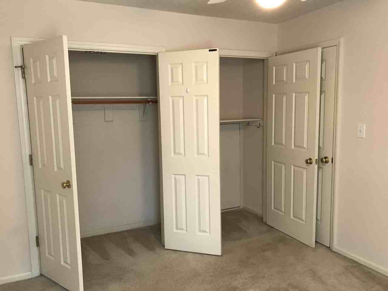 Meredith Square Townhomes - Photo 6 of 25