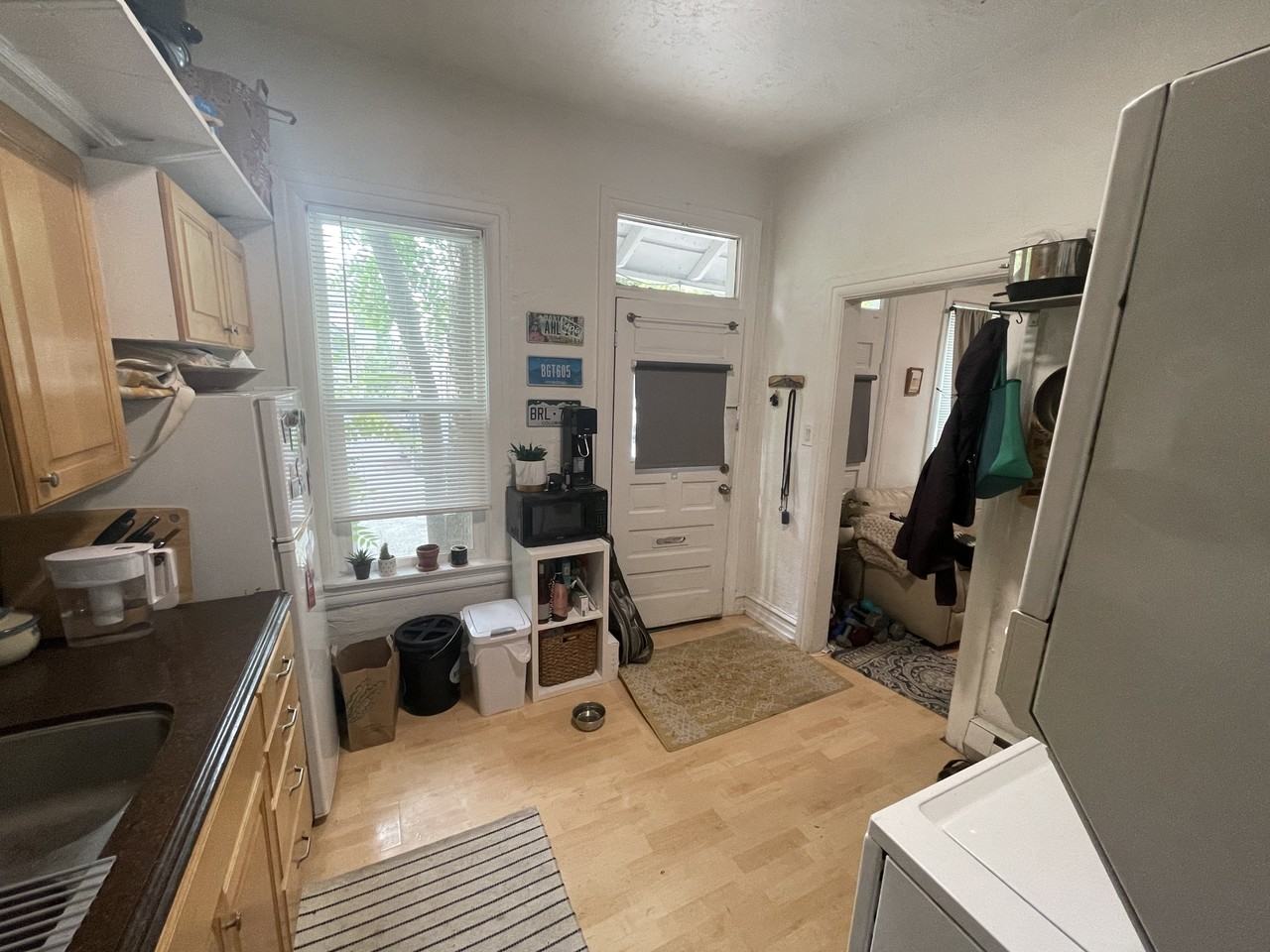 260 S Iowa St #260 - Photo 2 of 10