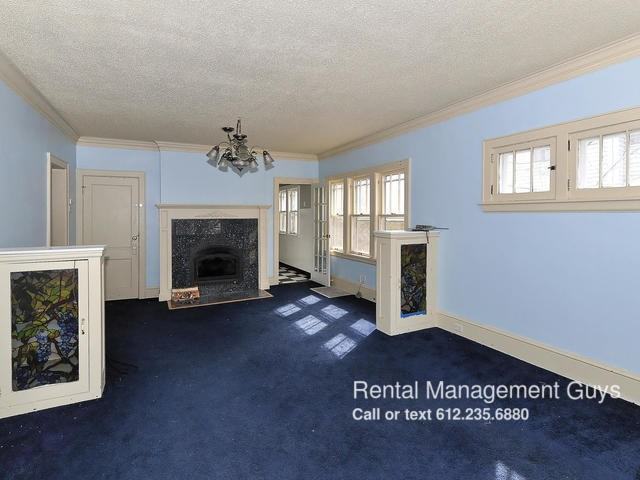 2827 NE Taylor St - Photo 3 of 14