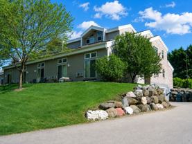 1481 Carver St - Photo 1 of 1