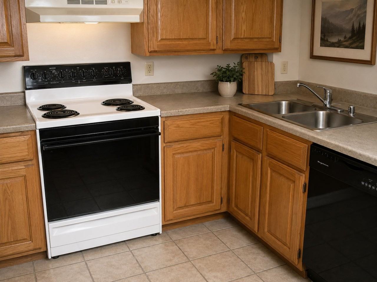 1481 Carver St - Photo 5 of 17