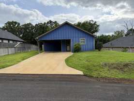 424 Brentwood Dr #NA - Photo 1 of 1