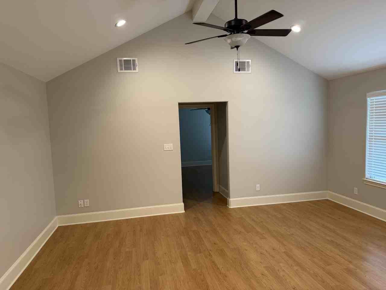 424 Brentwood Dr #NA - Photo 5 of 13