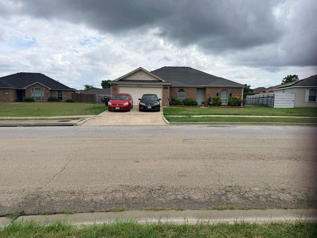 4810 Aspen Dr #NA - Photo 2 of 38