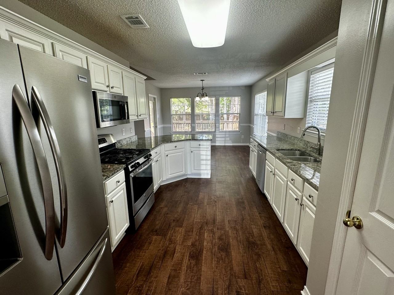 27078 Stratford Glen Dr #NA - Photo 2 of 20