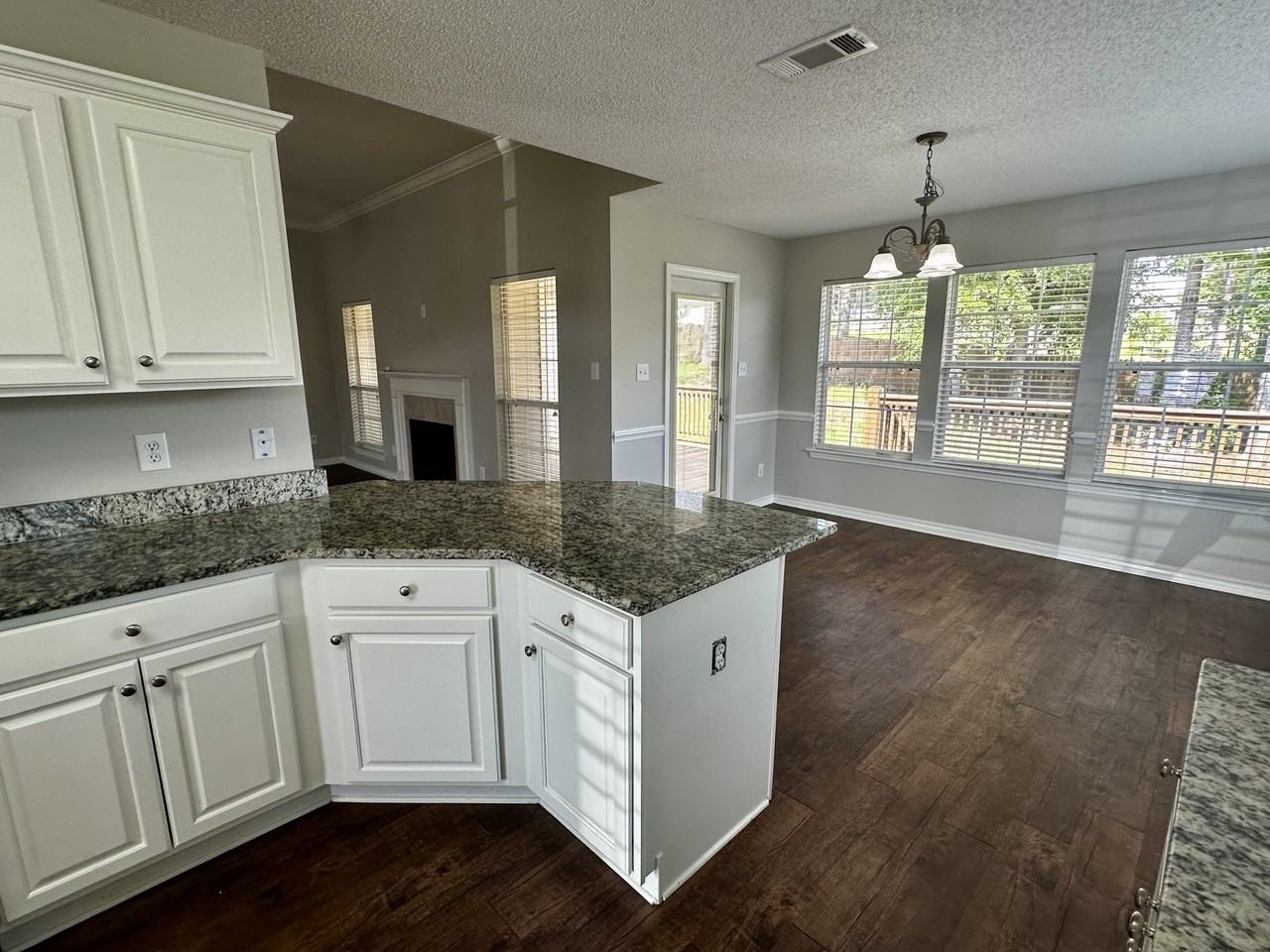 27078 Stratford Glen Dr #NA - Photo 3 of 20