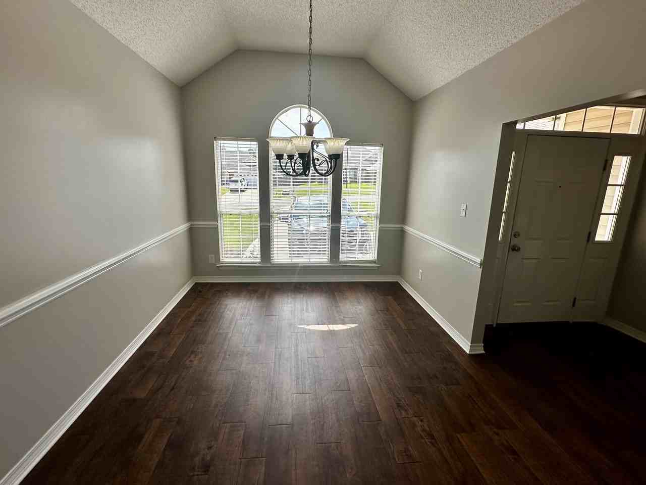 27078 Stratford Glen Dr #NA - Photo 5 of 20