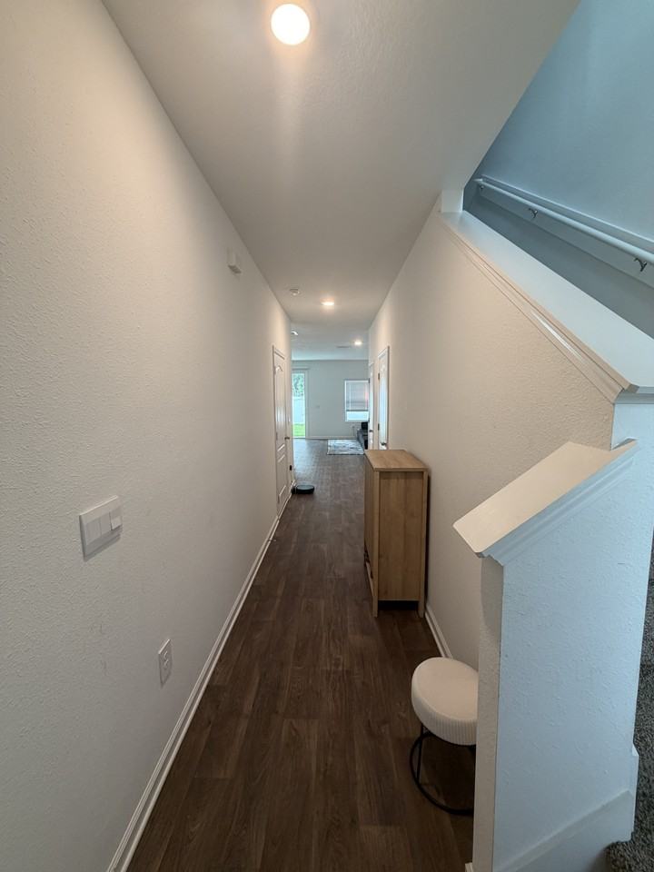108 Deep Bay Cir - Photo 2 of 28