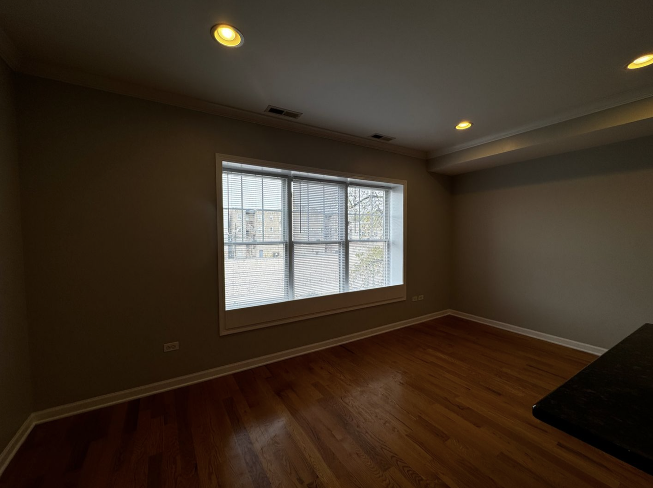 4059 W Melrose St #3 - Photo 2 of 14