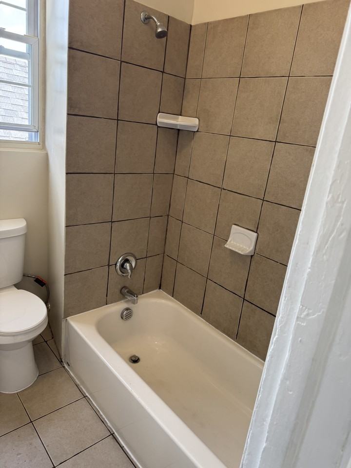 667 Charles St #3 - Photo 7 of 9