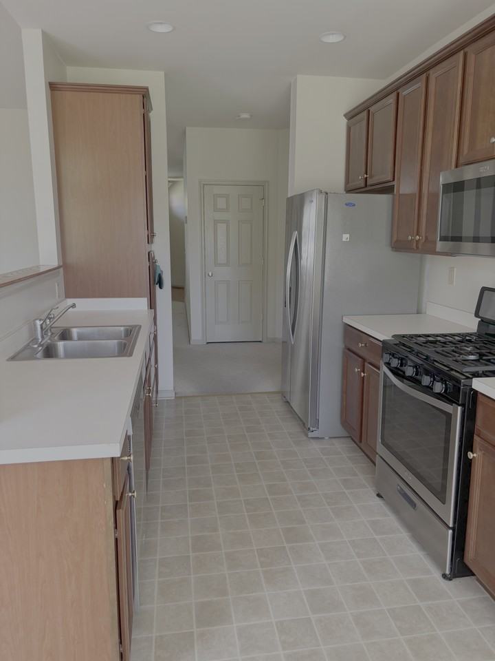 3047 Village Dr #3047 - Photo 4 of 5