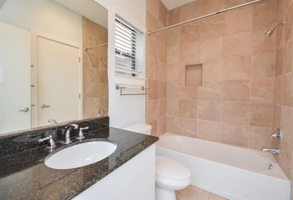 4122 Spencer St #4122 - Photo 7 of 31