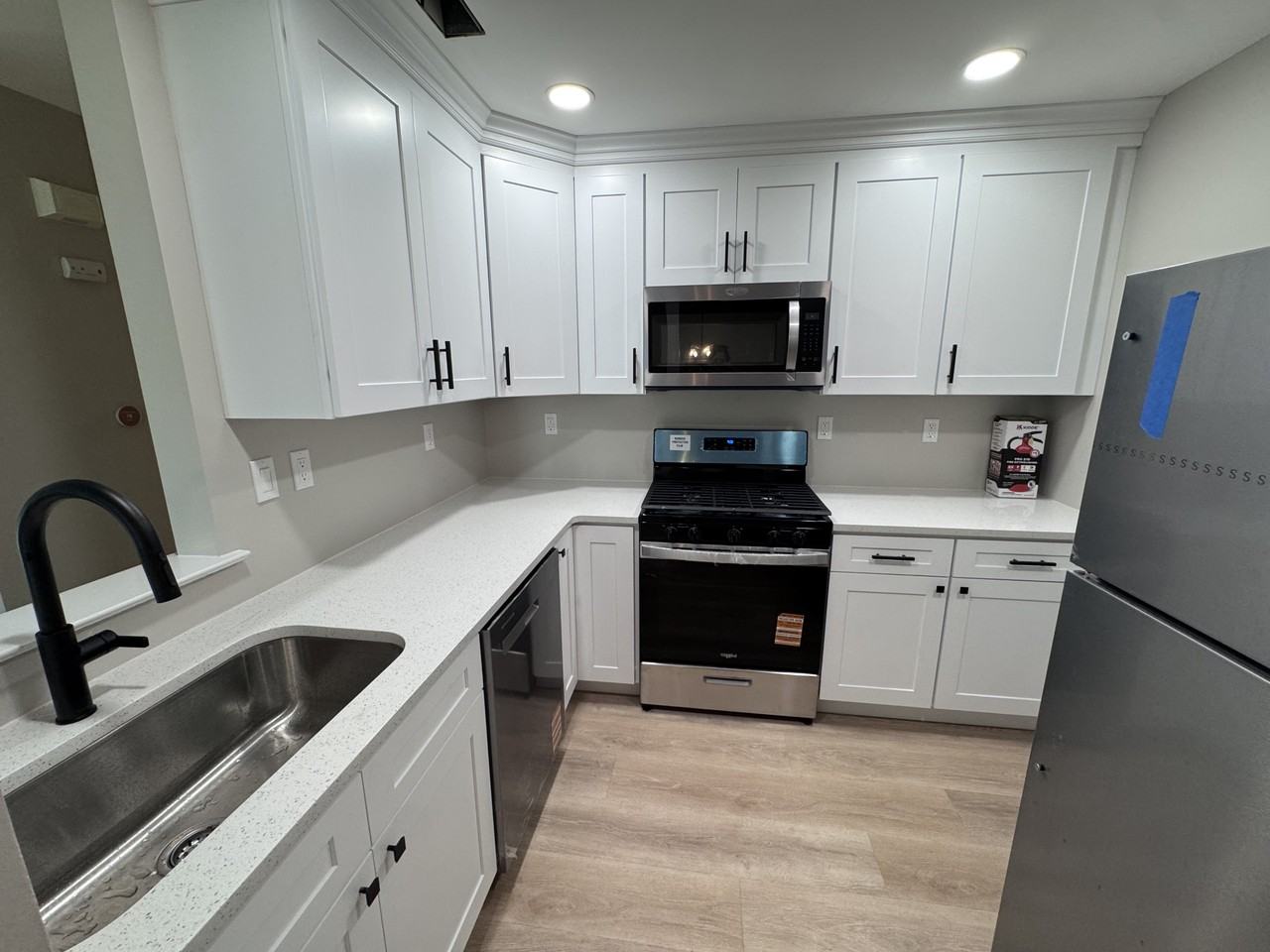 1403 Squirrel Rd #1403 - Photo 6 of 10