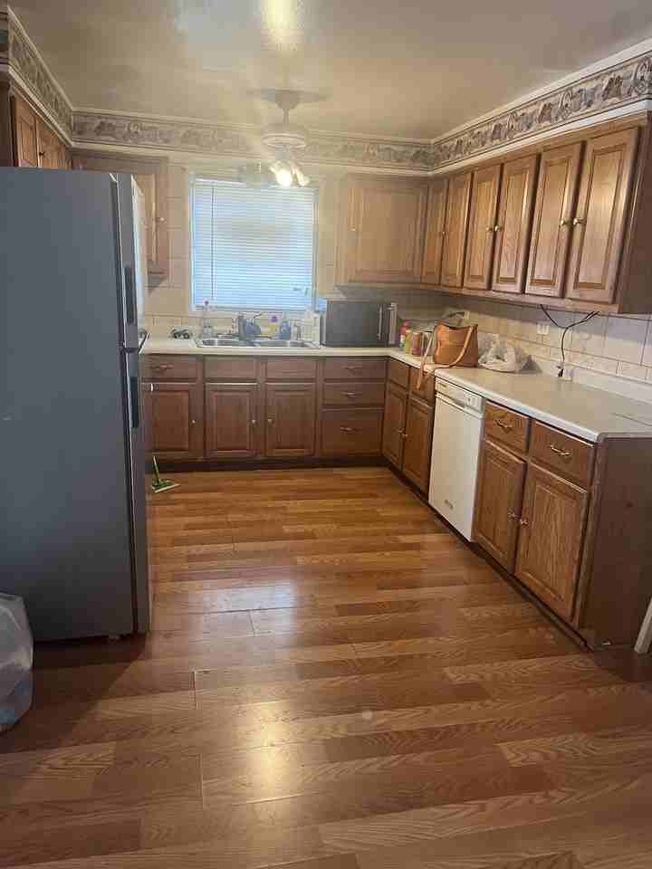 11658 S Laflin St #NA - Photo 5 of 8
