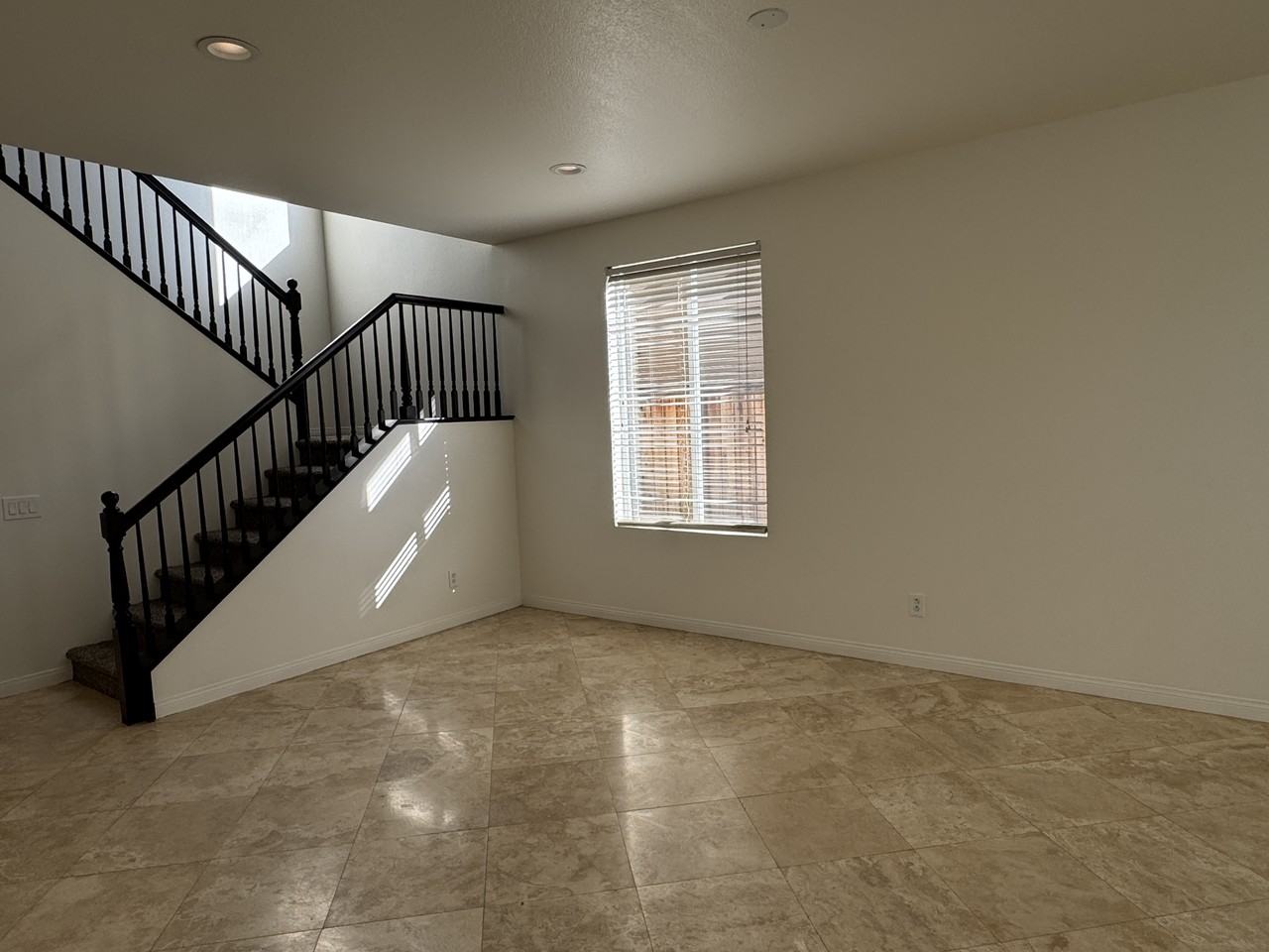18 Copperstone Ln #NA - Photo 3 of 24