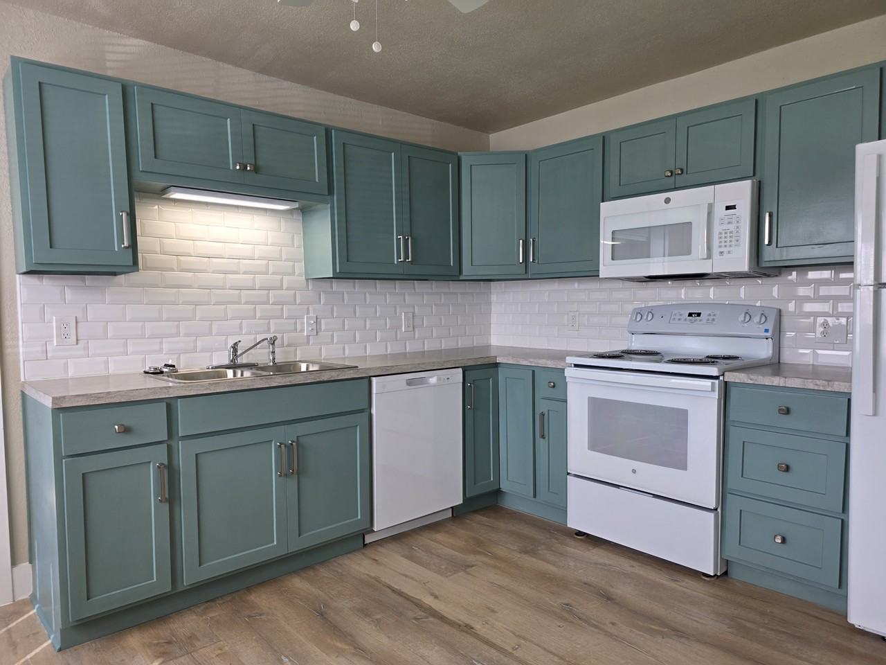 311 S Lincoln St #NA - Photo 3 of 14