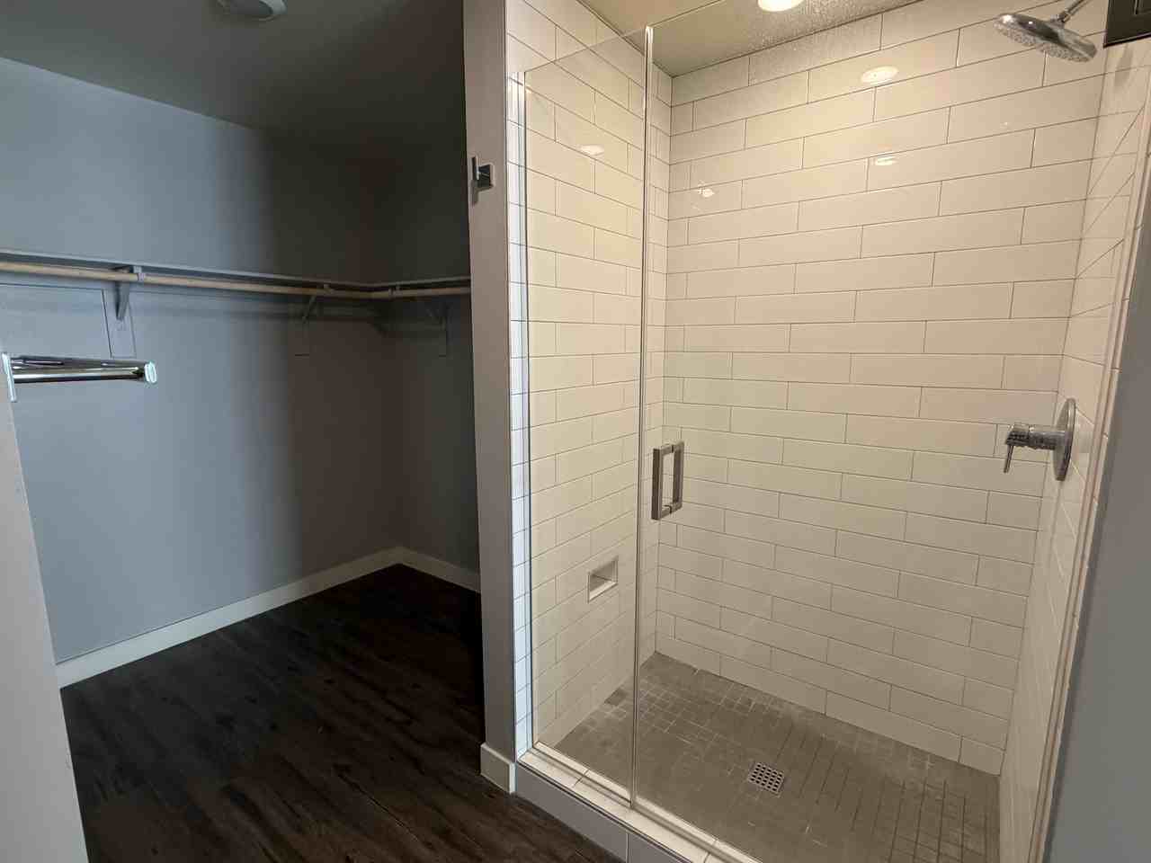 475 N 9th St #303 - Photo 7 of 8
