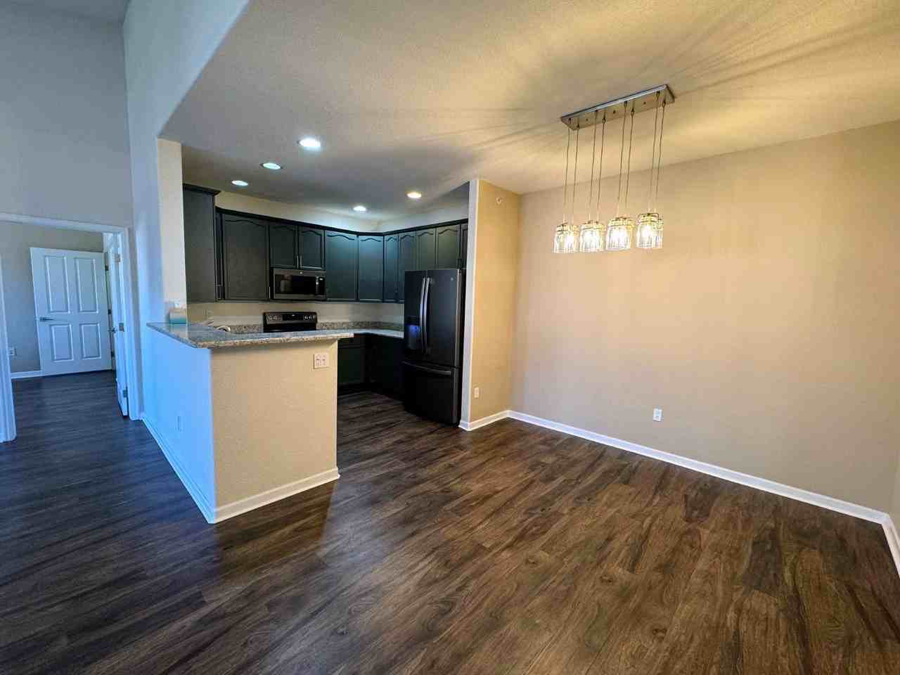 9557 W San Juan Cir #305 - Photo 2 of 19
