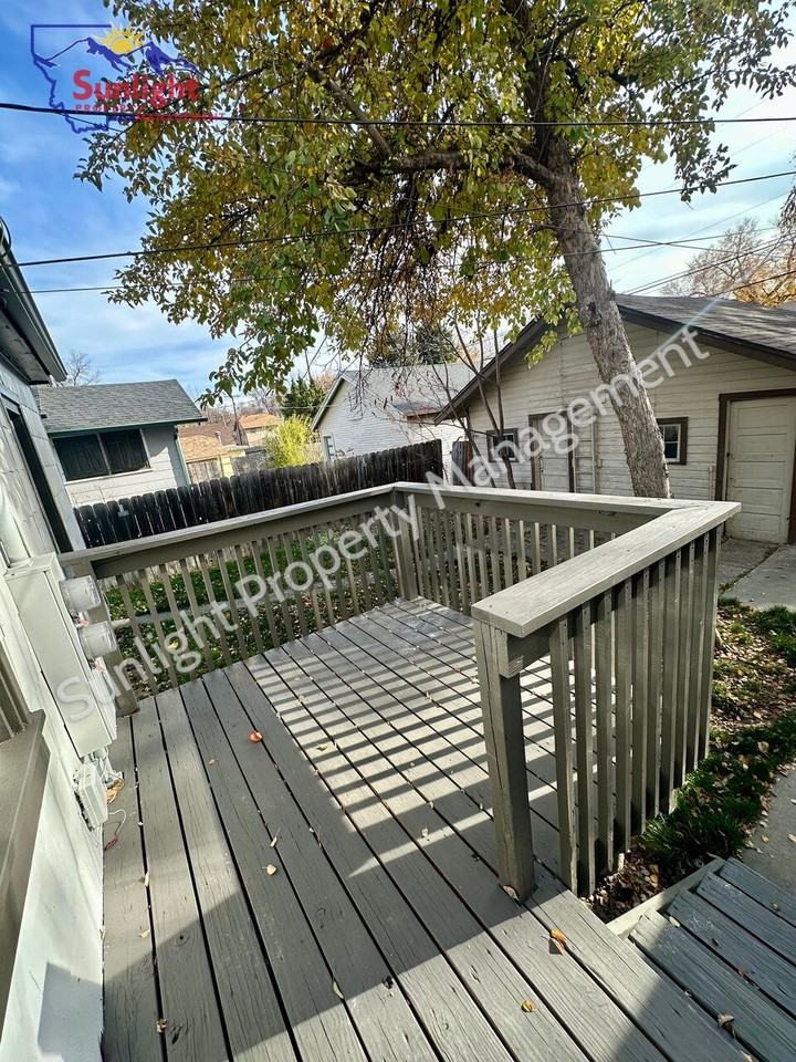 334 1/2 Yellowstone Ave - Photo 2 of 13