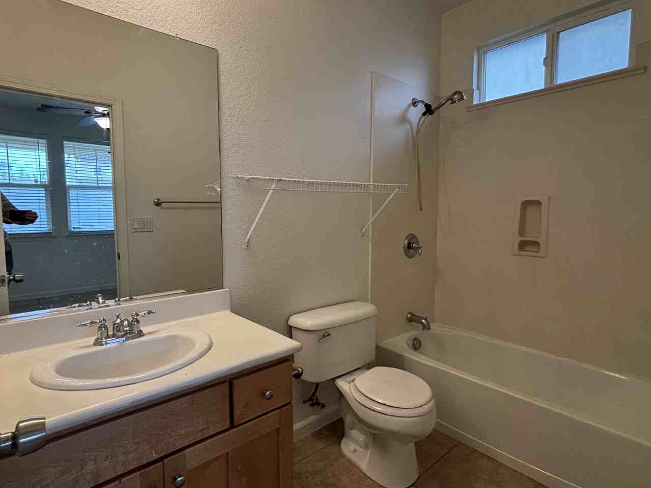 2405 El Vaquero Dr - Photo 5 of 29