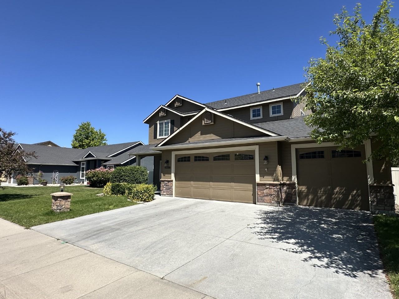 4586 W White Birch Dr - Photo 4 of 50