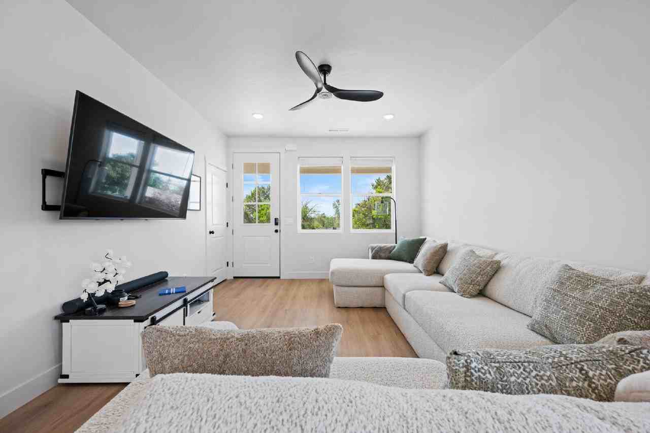 597 S 75 E #2 - Photo 7 of 22