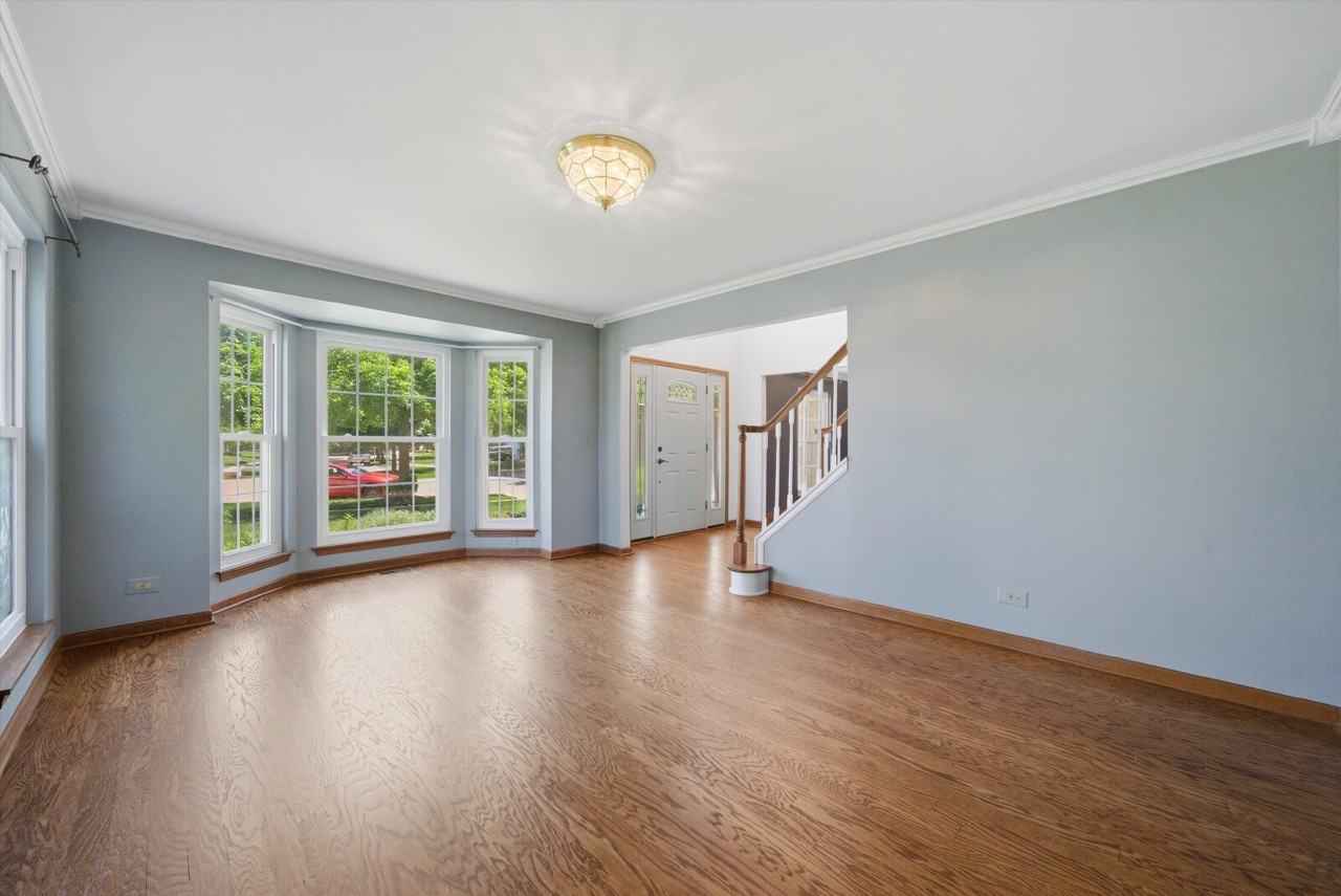 854 Deep Woods Ct - Photo 2 of 46