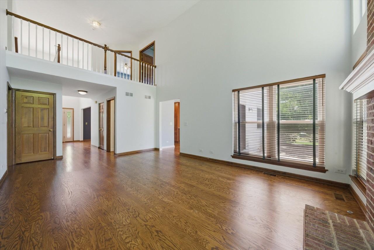 854 Deep Woods Ct - Photo 6 of 46