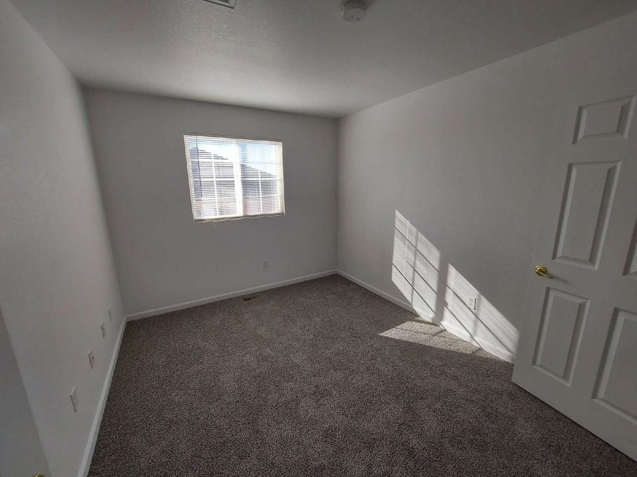2631 S Danube Way - Photo 5 of 14