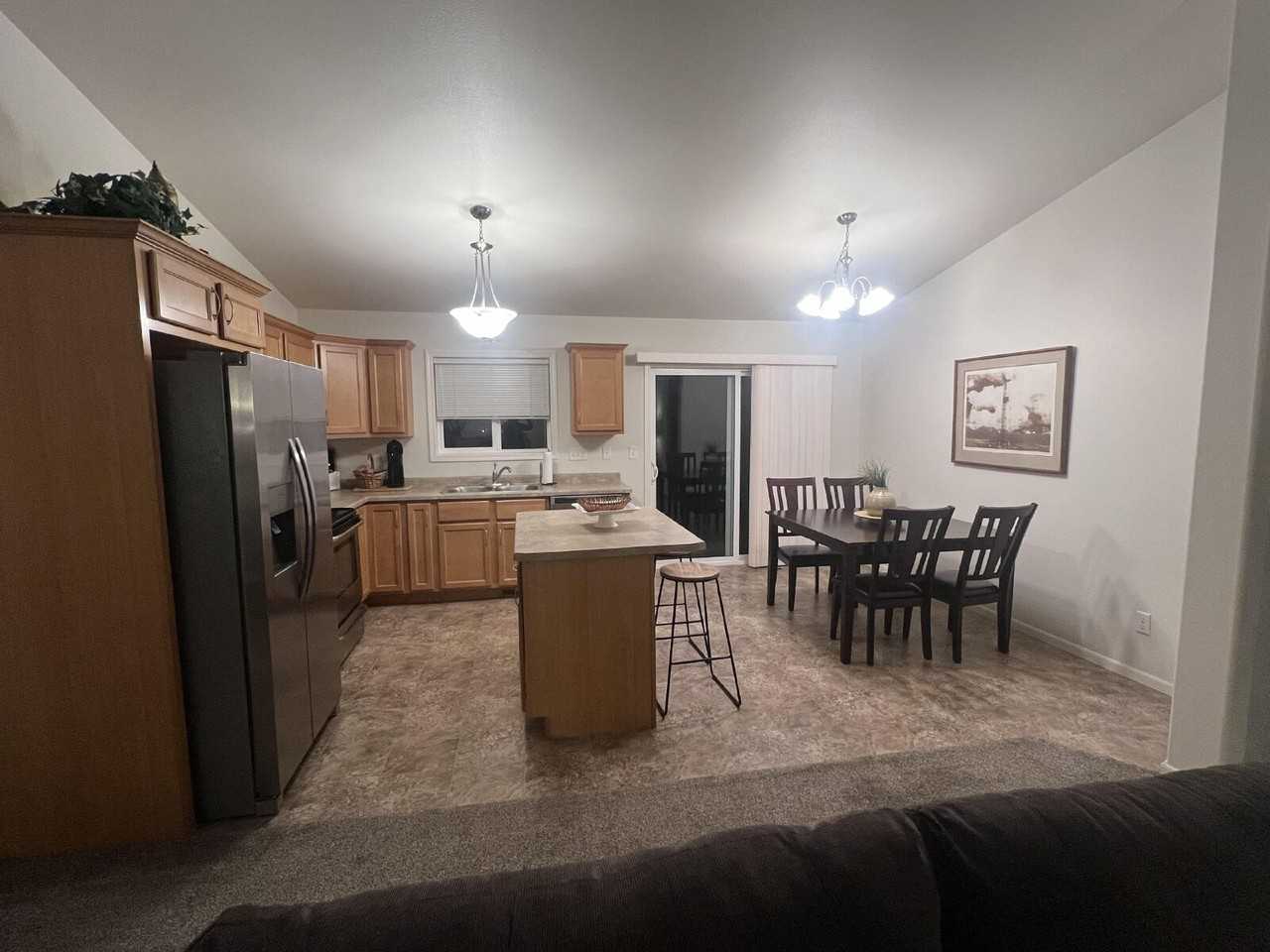 3332 8th St Ne - Photo 3 of 13