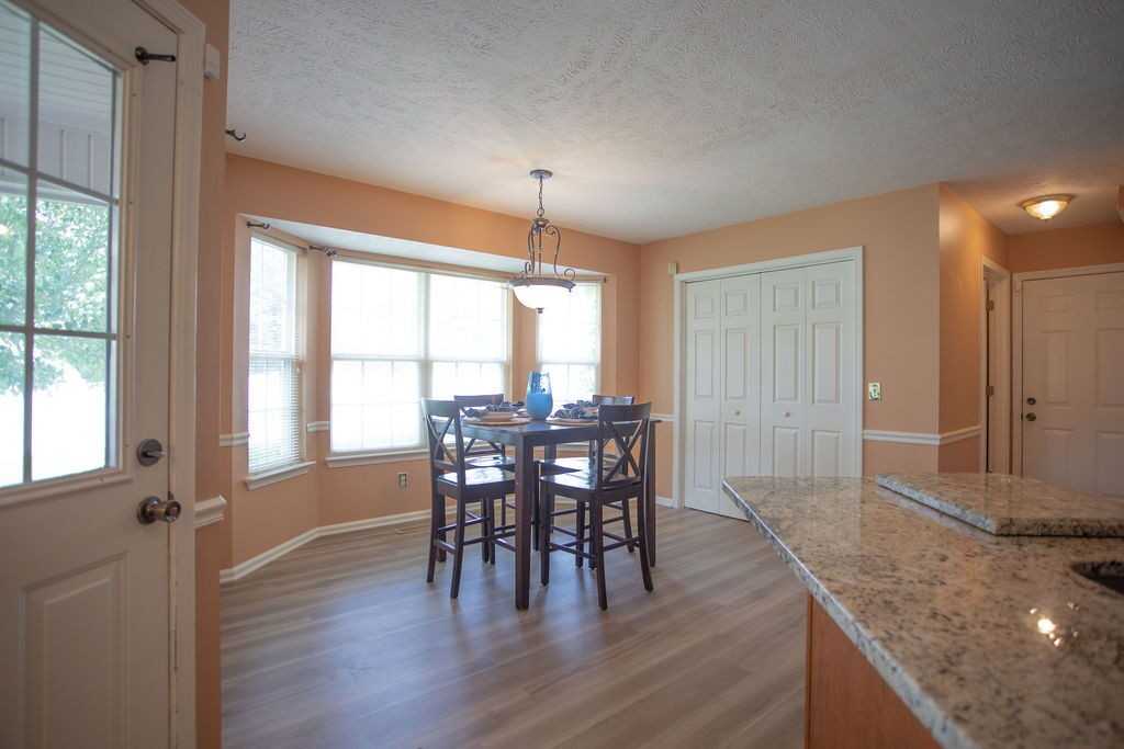 3441 Cross Meadow Dr - Photo 5 of 34
