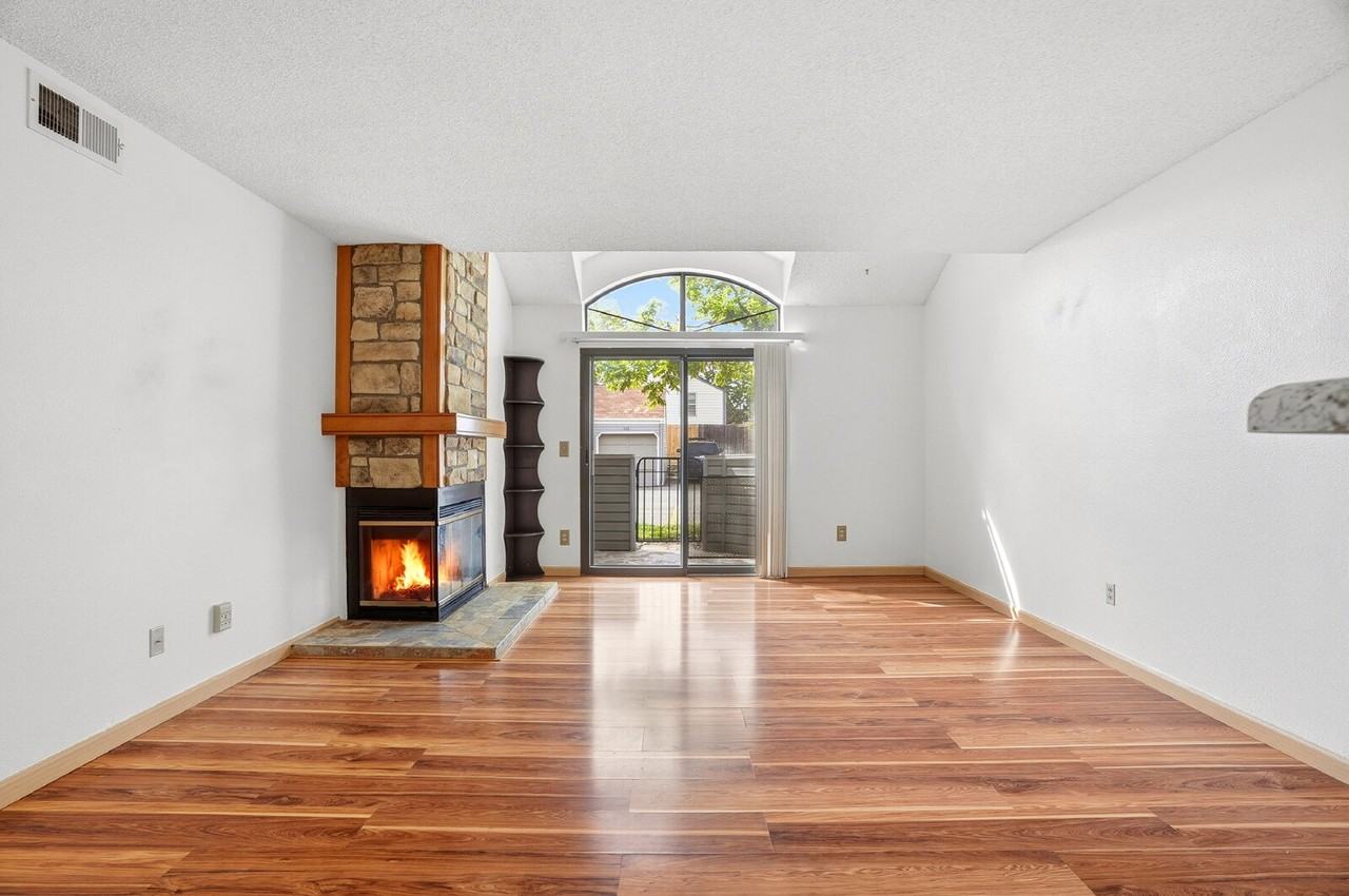 931 S Zeno Way #103 - Photo 5 of 29