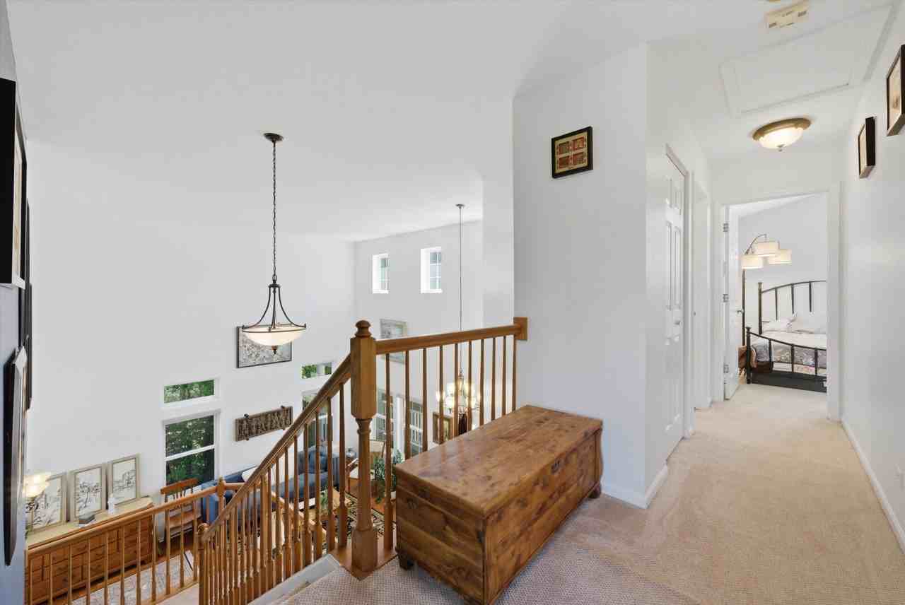 1090 Aster Ct - Photo 4 of 45