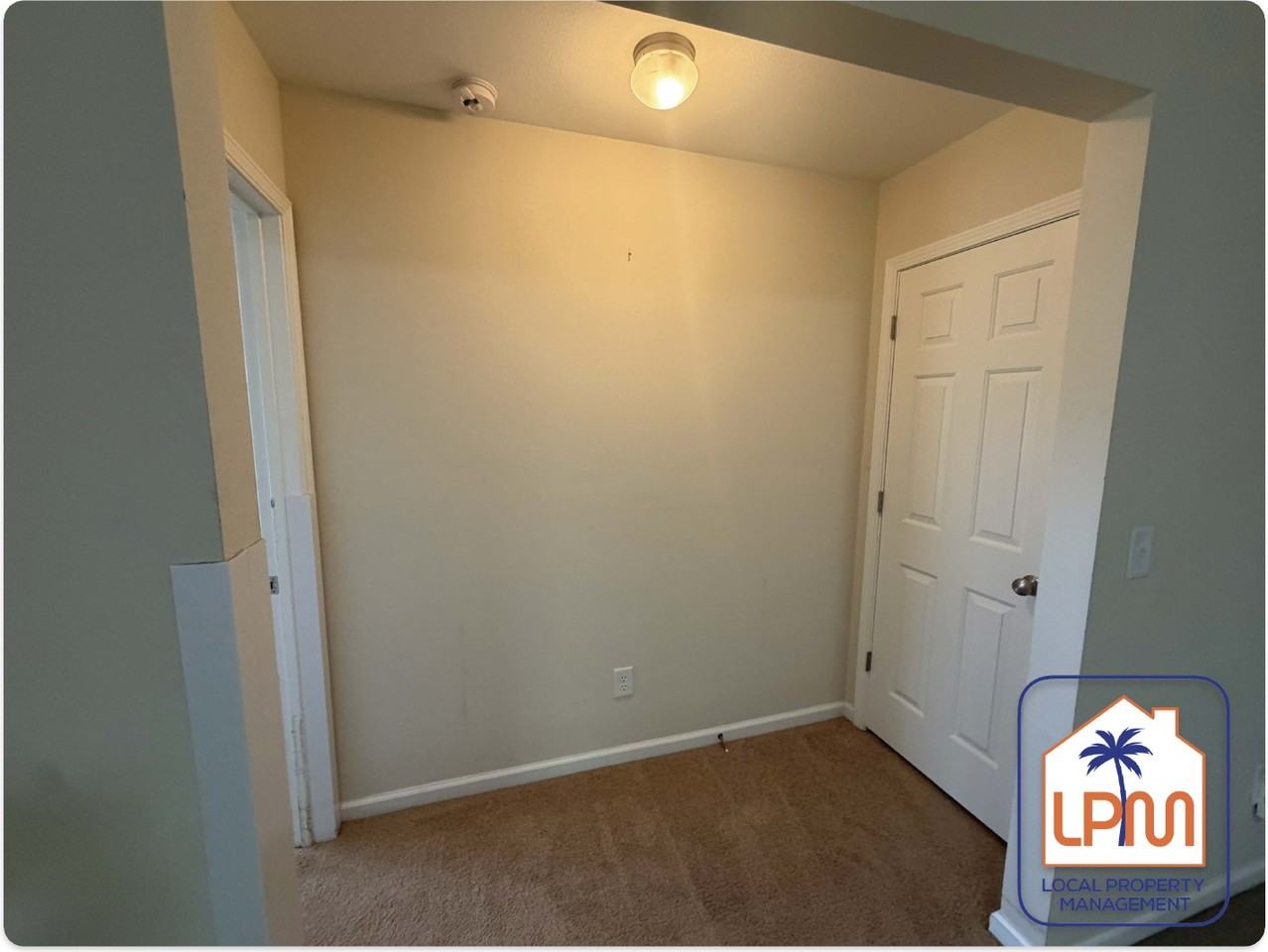 277 Cogburn Rd - Photo 7 of 21