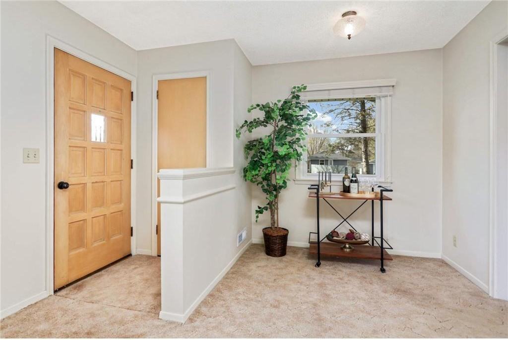 6324 68th Ave N - Photo 2 of 17