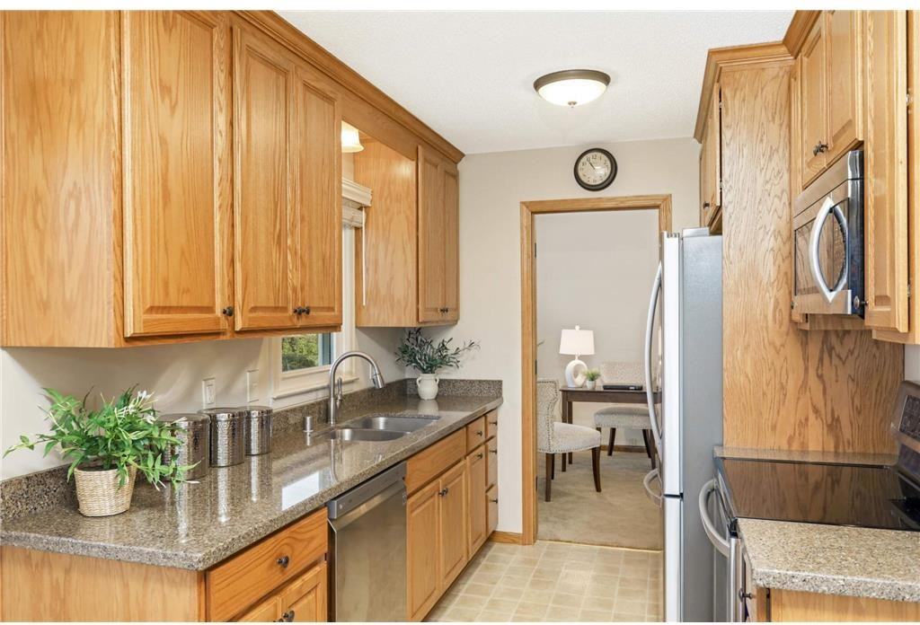6324 68th Ave N - Photo 5 of 17