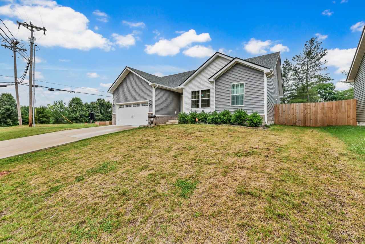 1109 Poppyseed Dr - Photo 2 of 29