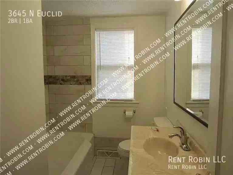 3645 N Euclid Ave - Photo 6 of 11