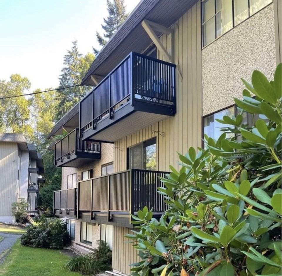 908 Berkley Rd - Photo 5 of 7