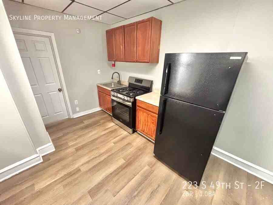 223 S 49th St #2F - Photo 4 of 13